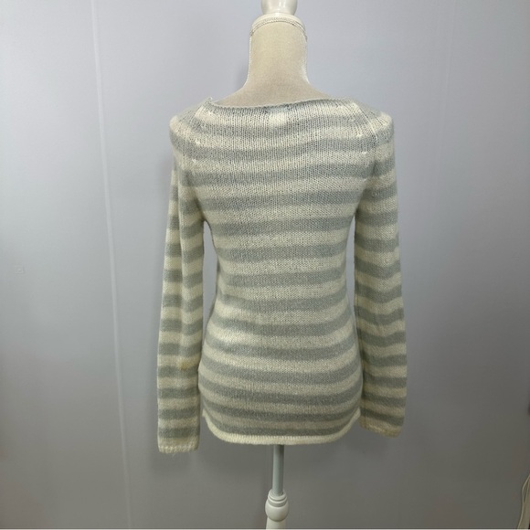 J. Crew Mohair Wool Blend Sweater Women’s Small White Gray Striped Classic - Picture 4 of 7